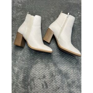 Jessica Cline Destiny White Snakeskin Square Toe Block Heel Ankle Boots 8.5M